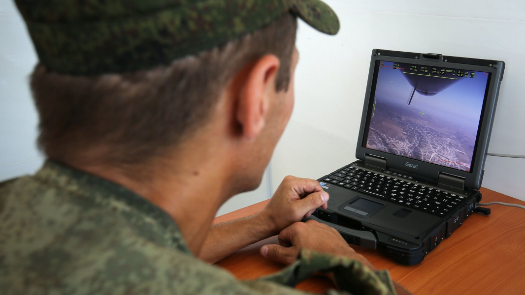 Инструктор школы БПЛА: безопасно таранить дроны врага можно при помощи гвоздей